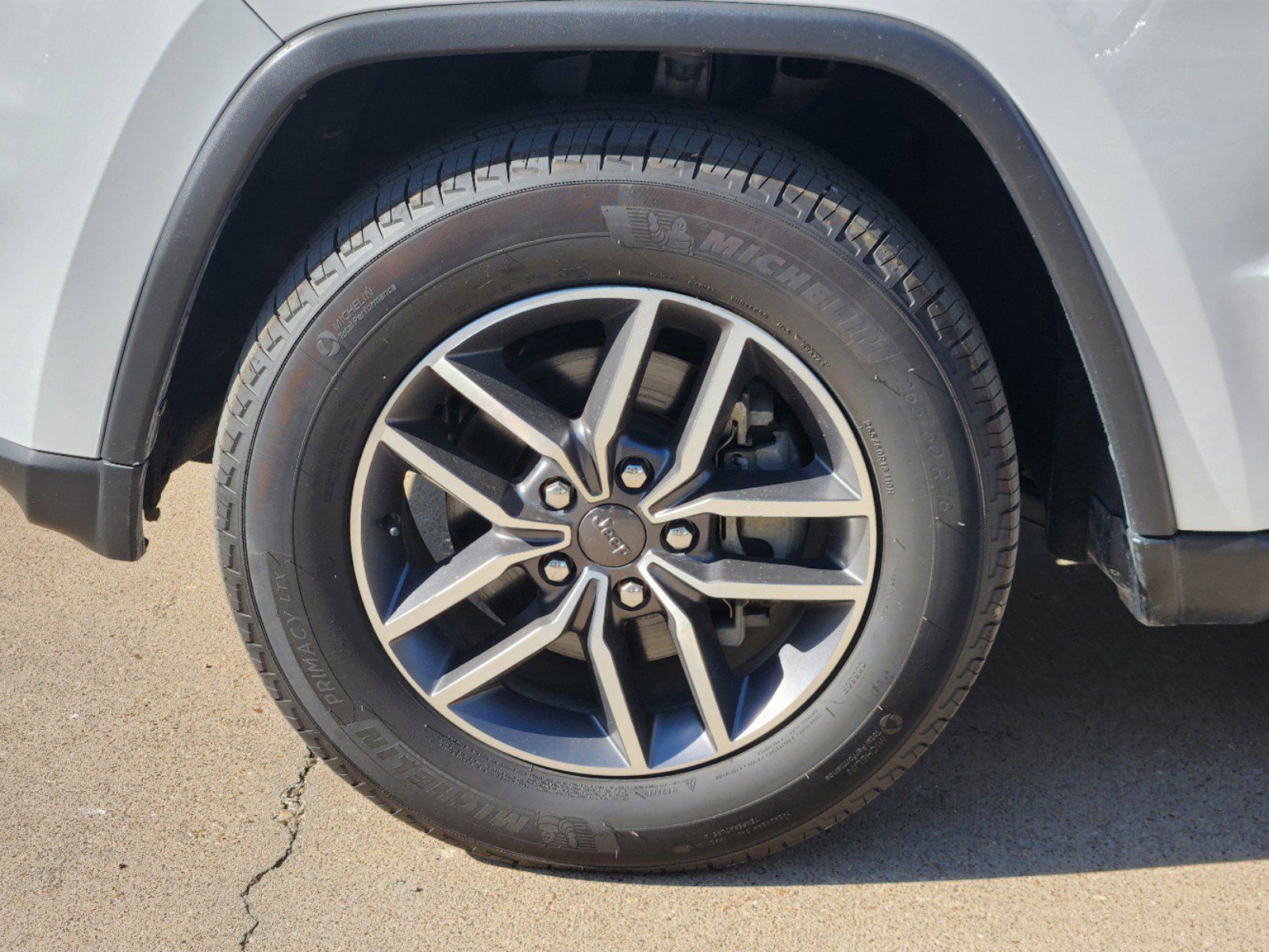 2020 Jeep Grand Cherokee Limited 12