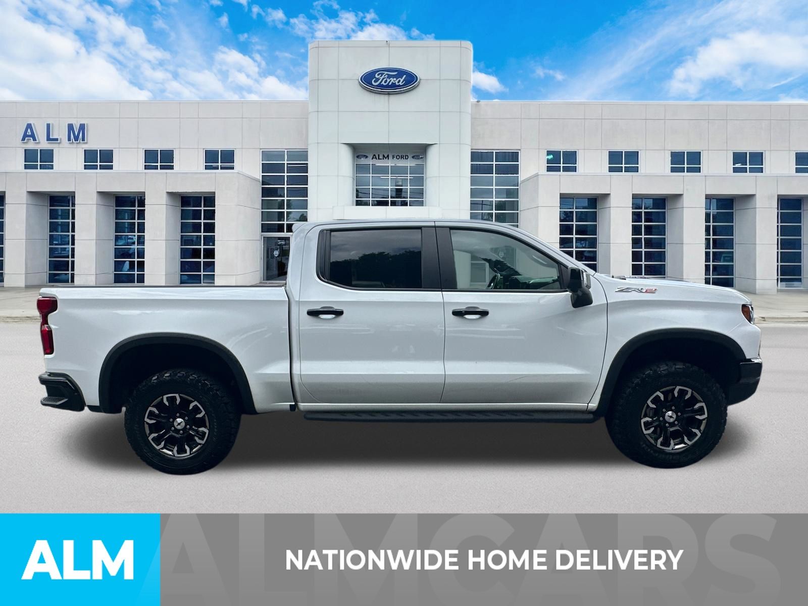 Used 2022 White Chevrolet ZR2 image 4