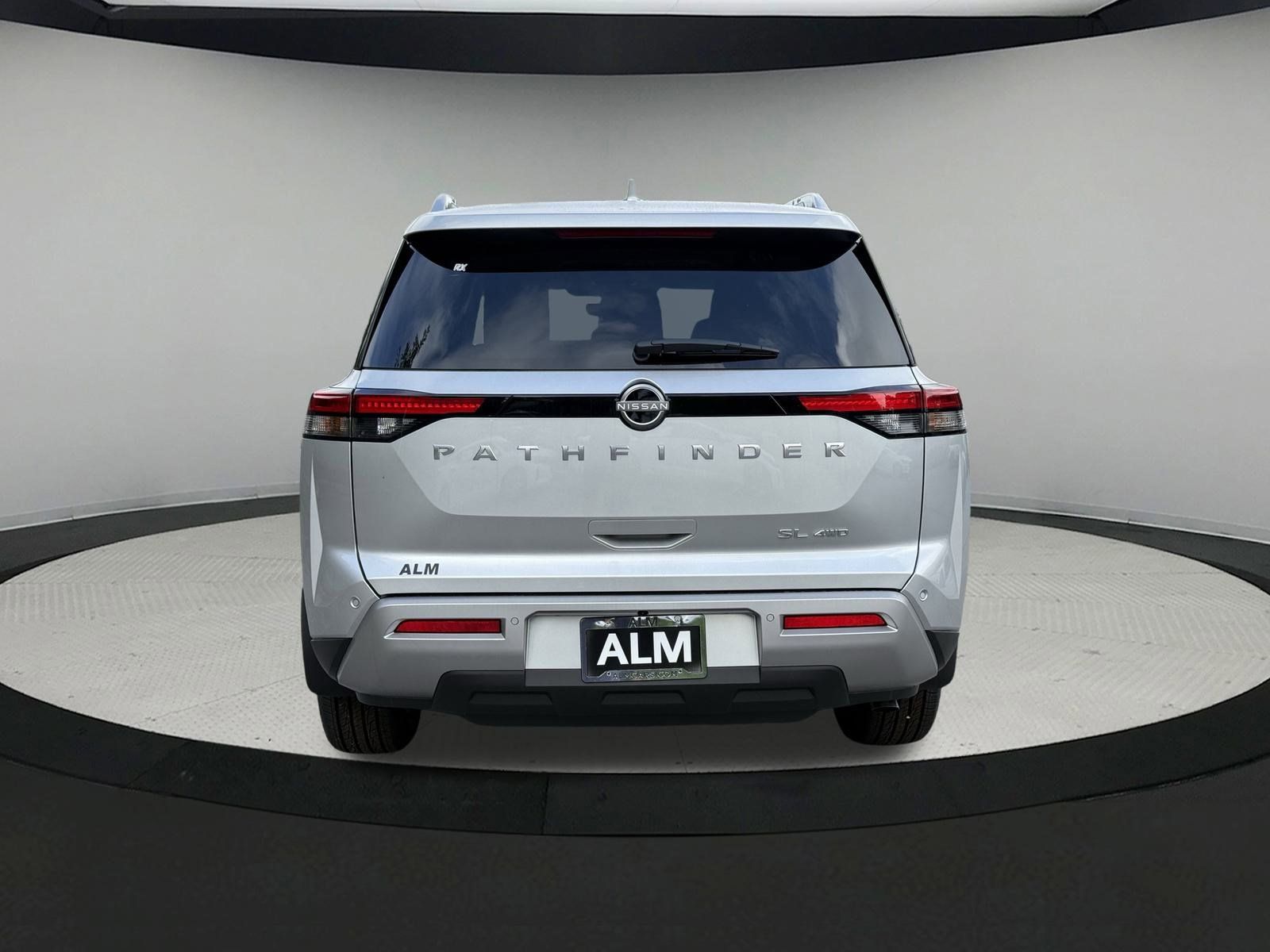 2025 Nissan Pathfinder SL photo 27