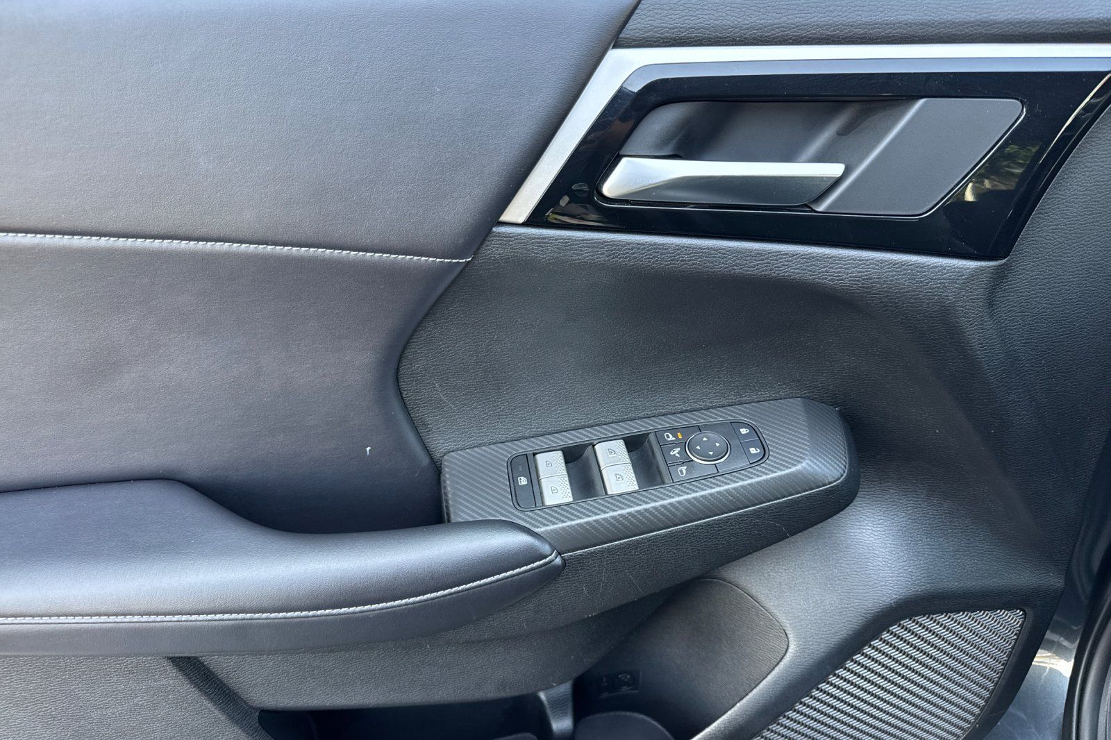 Used 2024 Mitsubishi Outlander SUV