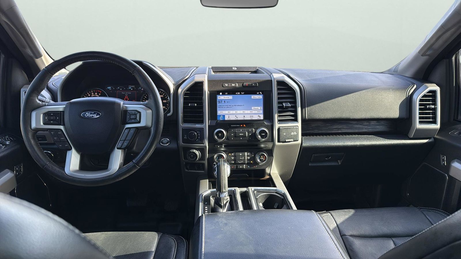 Used Car 2018 Ford F-150  Lariat For Sale Under $30,000 In Austin, Texas