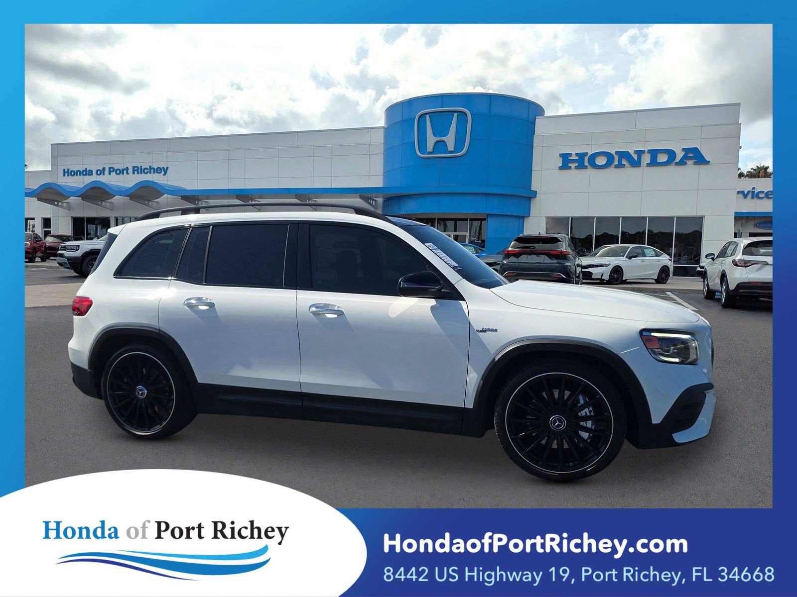 Polar White 2021 Mercedes-Benz GLB AMG 35 4MATIC SUV / Crossover All-Wheel Drive 8-Speed Automatic