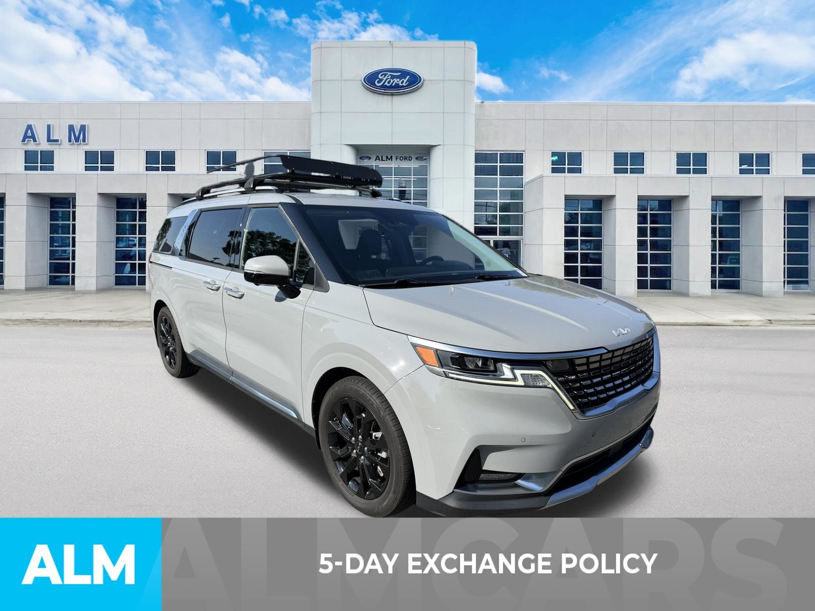 Used 2022 White Kia SX image 3
