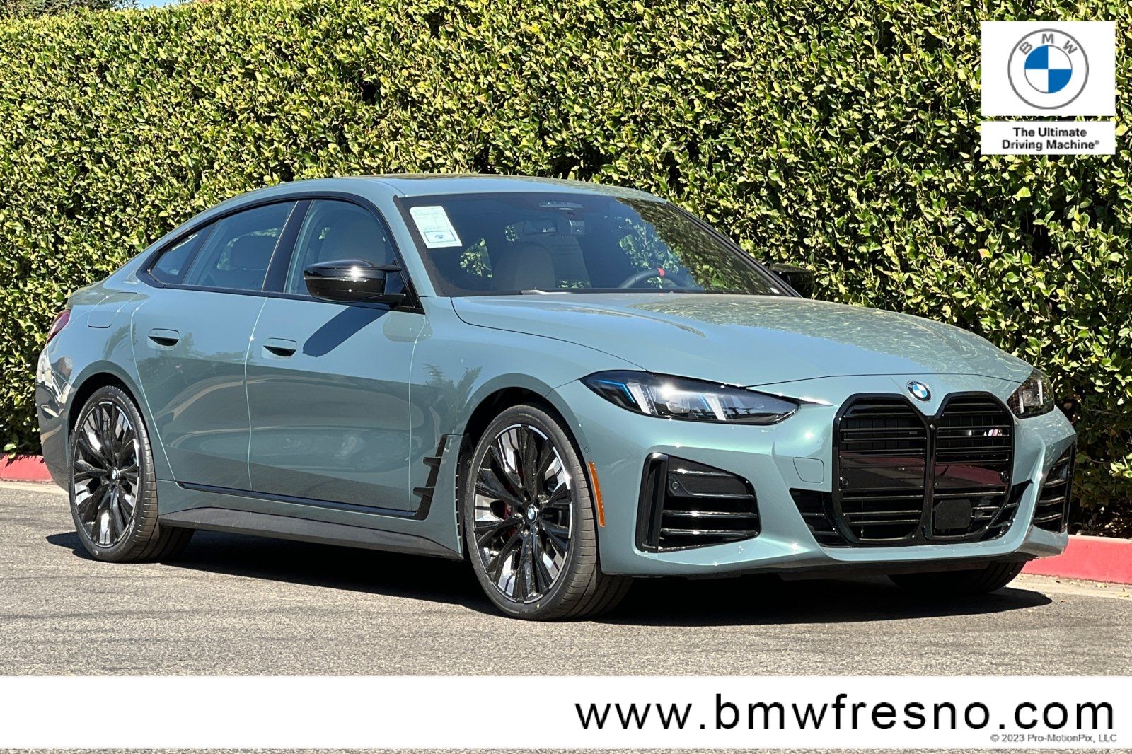Green Metallic 2026 BMW 4 Series Sedan Rear-Wheel Drive 8-Speed Automatic