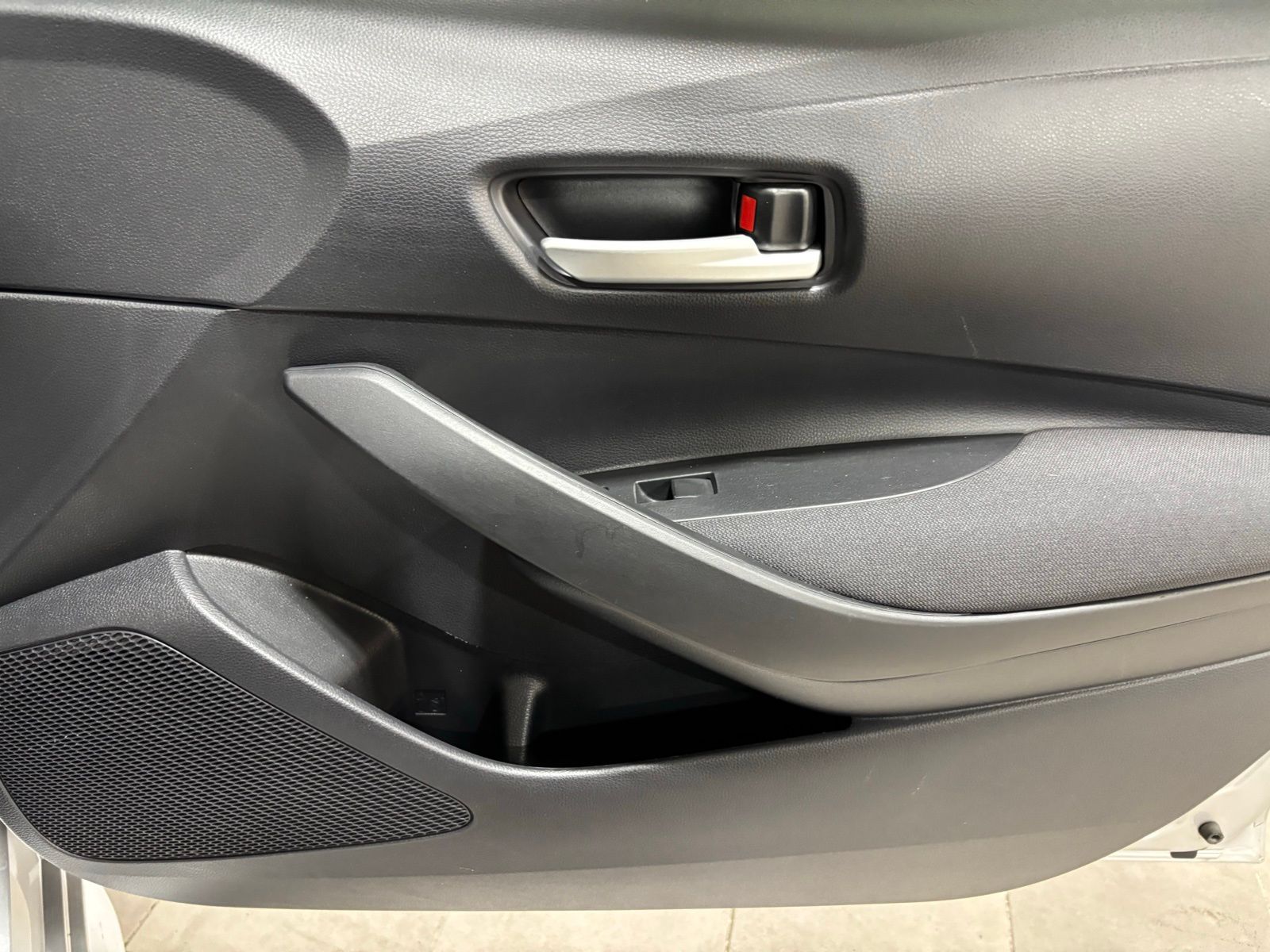 Used Car 2020 Toyota Corolla  Le For Sale Under $15,000 In Austin, Texas