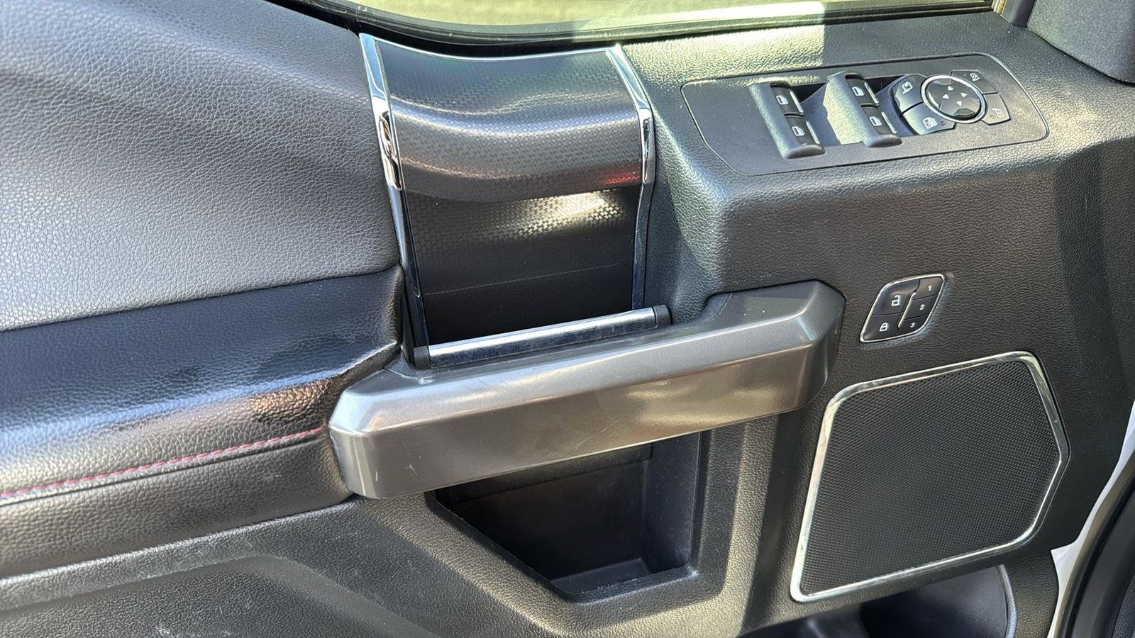 Used Car 2016 Ford F-150  Lariat For Sale Under $25,000 In Austin, Texas