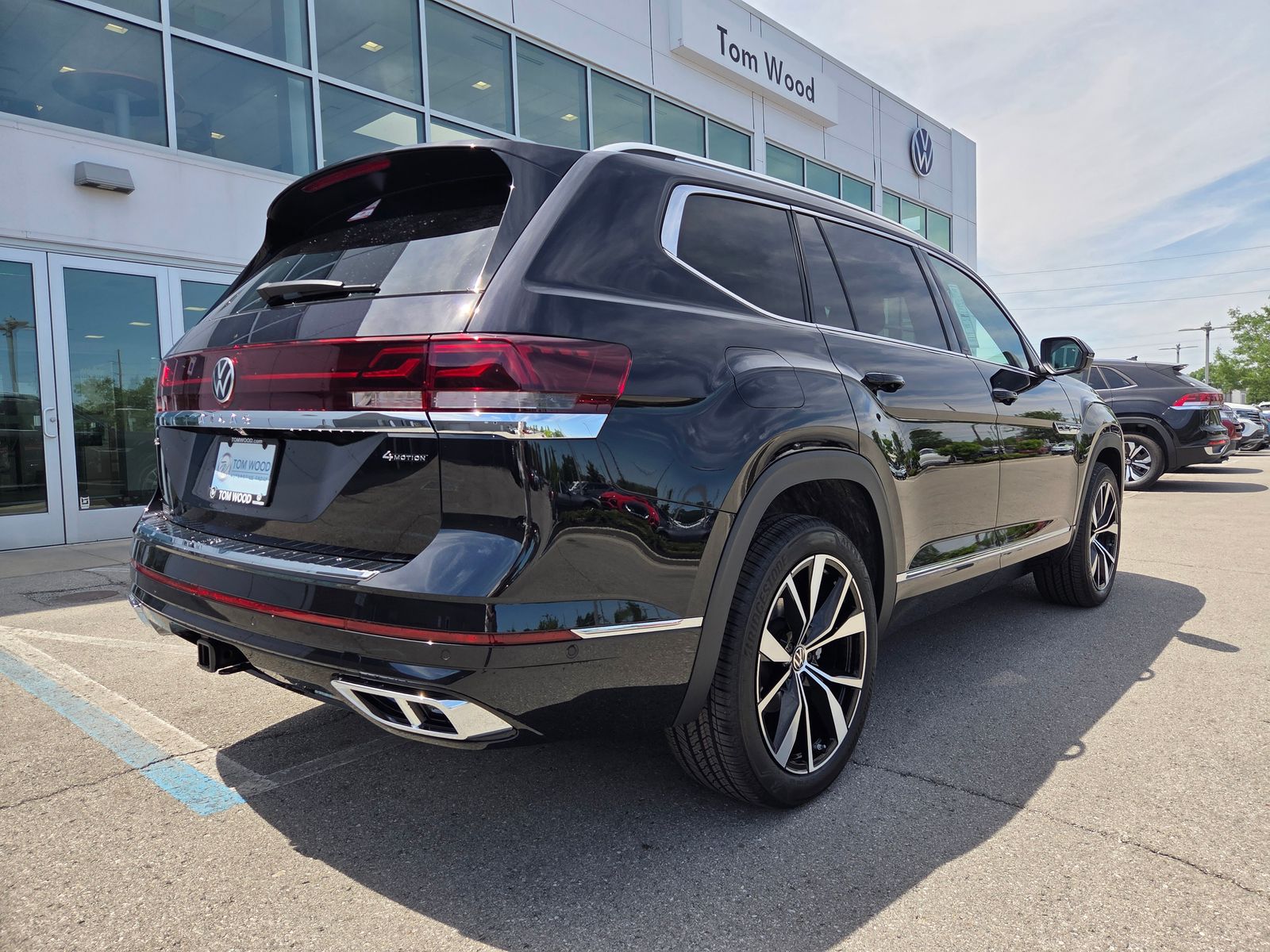 new 2026 Volkswagen Atlas car, priced at $53,803