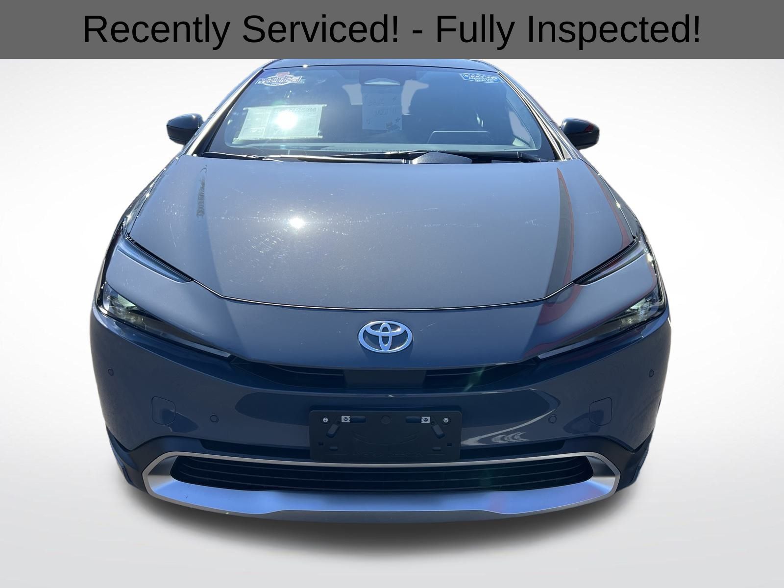 View vehicle photo 3