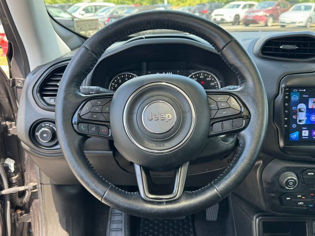 Used 2019 Gray Jeep Latitude image 15