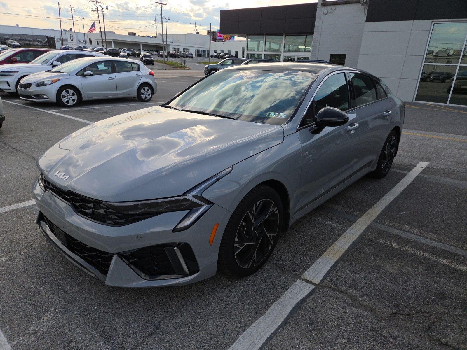 2025 Kia Optima GT-Line AWD's photo