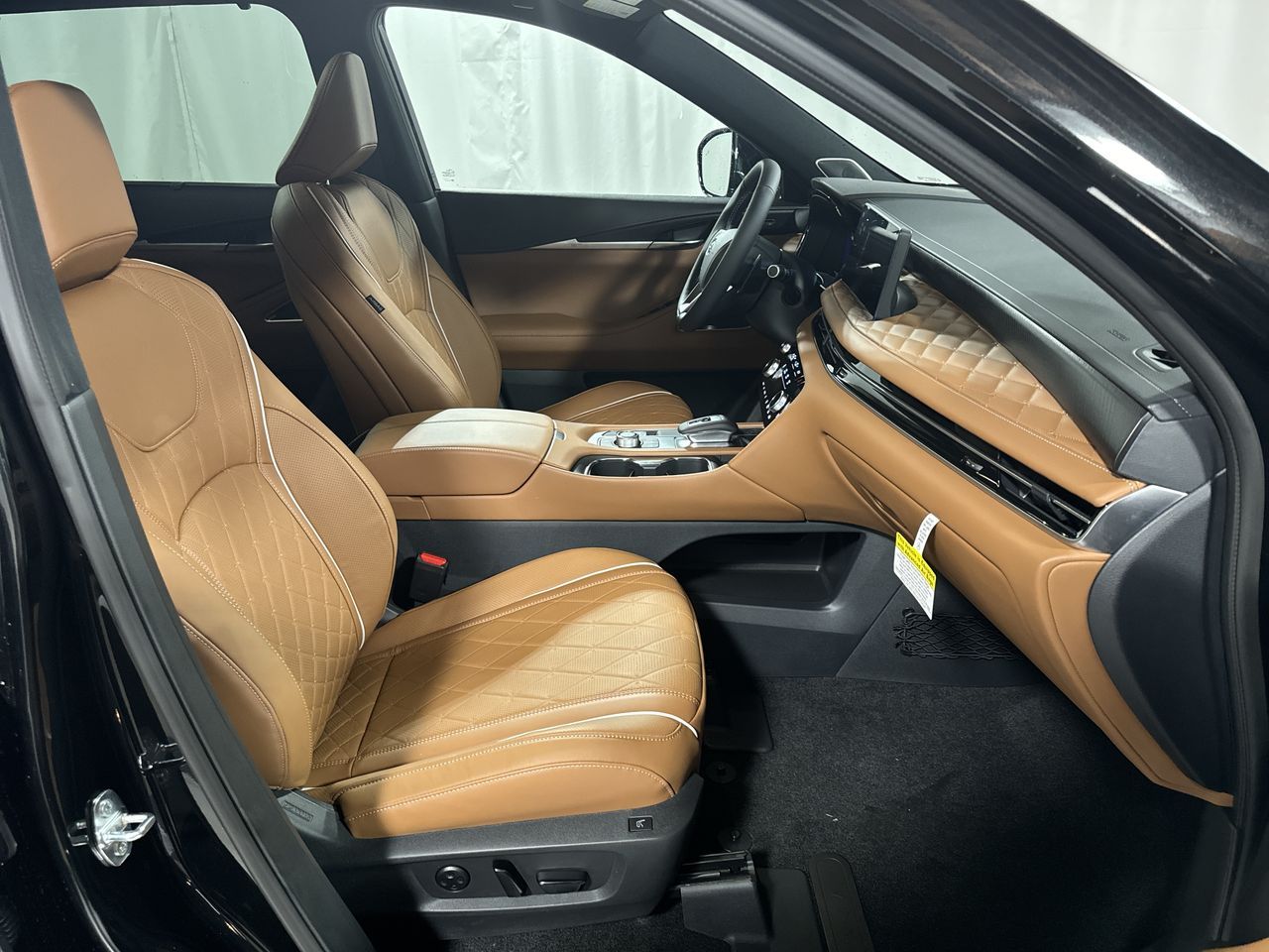 2025 Infiniti QX60 Autograph photo 28