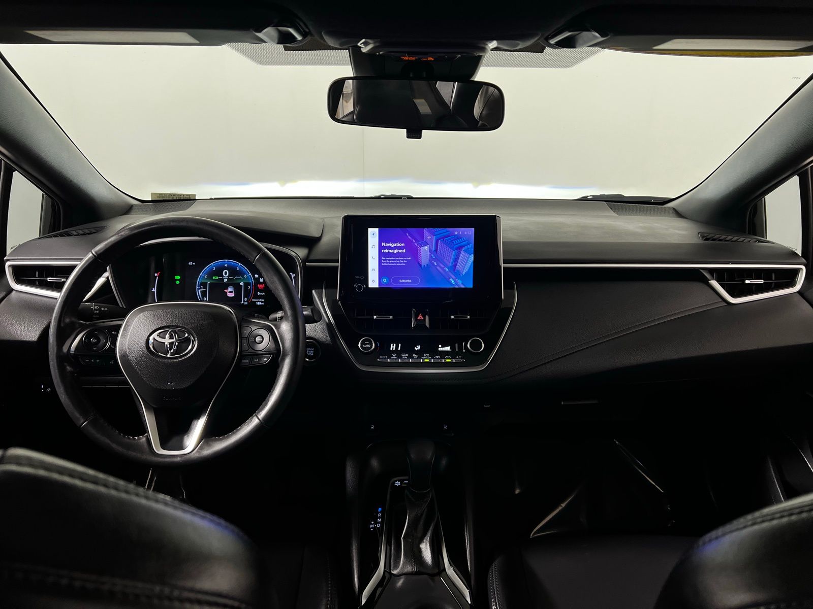 Thumbnail: 2023 Toyota Corolla - 25