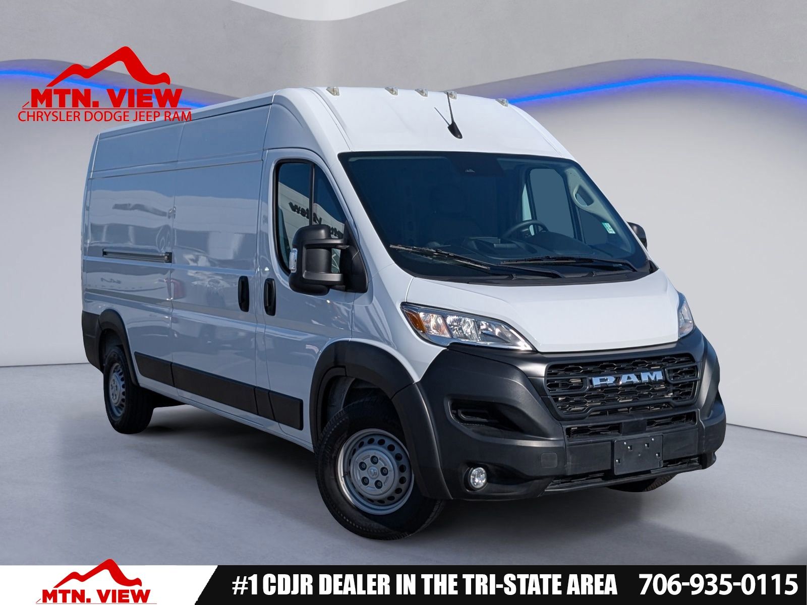 Bright White Clearcoat 2025 RAM ProMaster Van 9-Speed Automatic