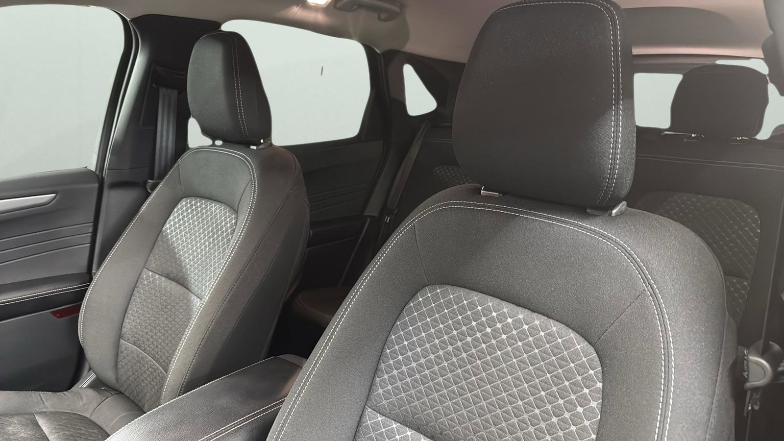 Used Car 2025 Ford Escape  Active For Sale Under $30,000 In Austin, Texas