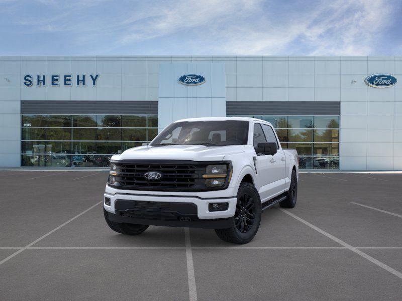 New 2026 Oxford White Ford XLT image 4
