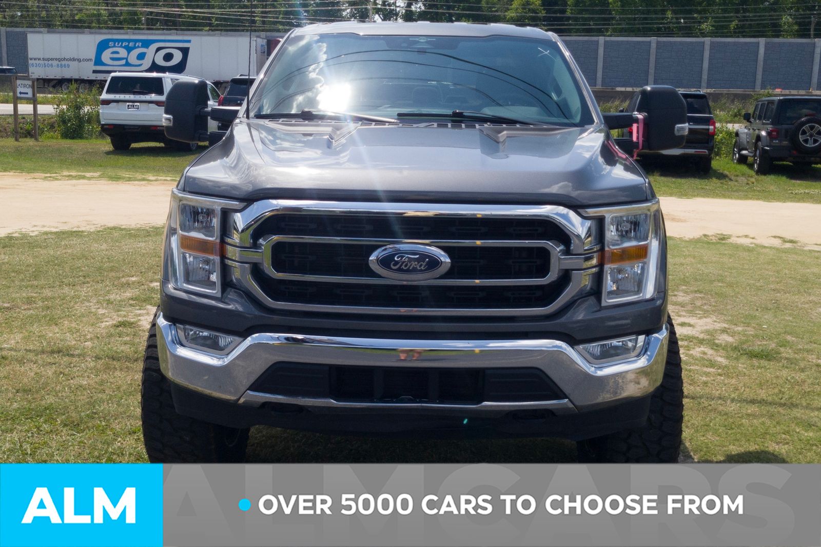 Used 2023  Ford XLT image 3