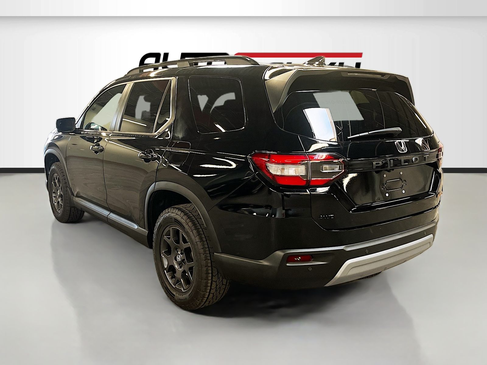 Used 2025 Black Honda TrailSport image 5