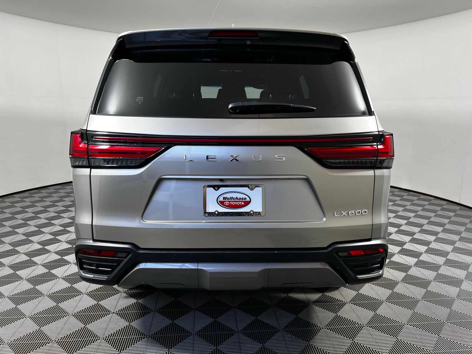 Thumbnail: 2024 Lexus LX - 6