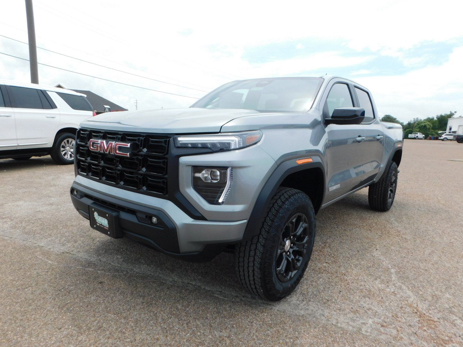 2024 GMC Canyon Elevation 4