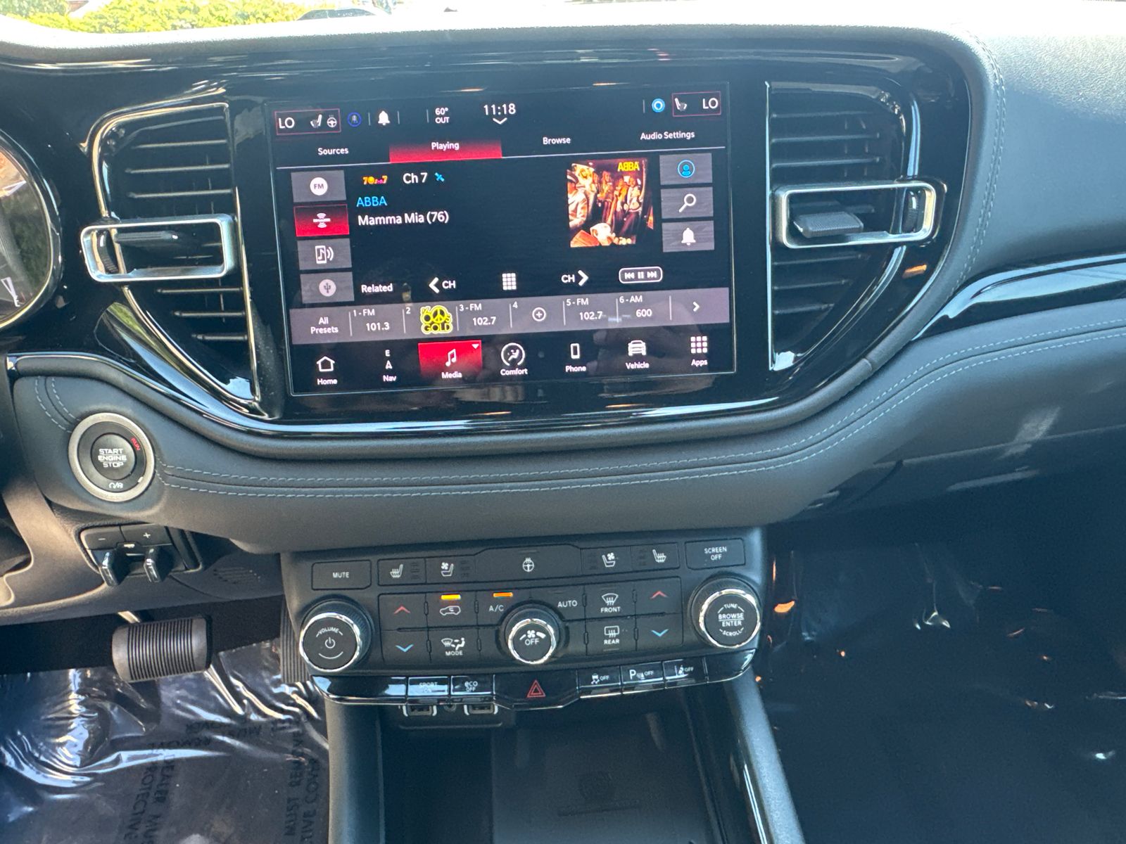 Used 2022 Black Dodge Citadel image 28