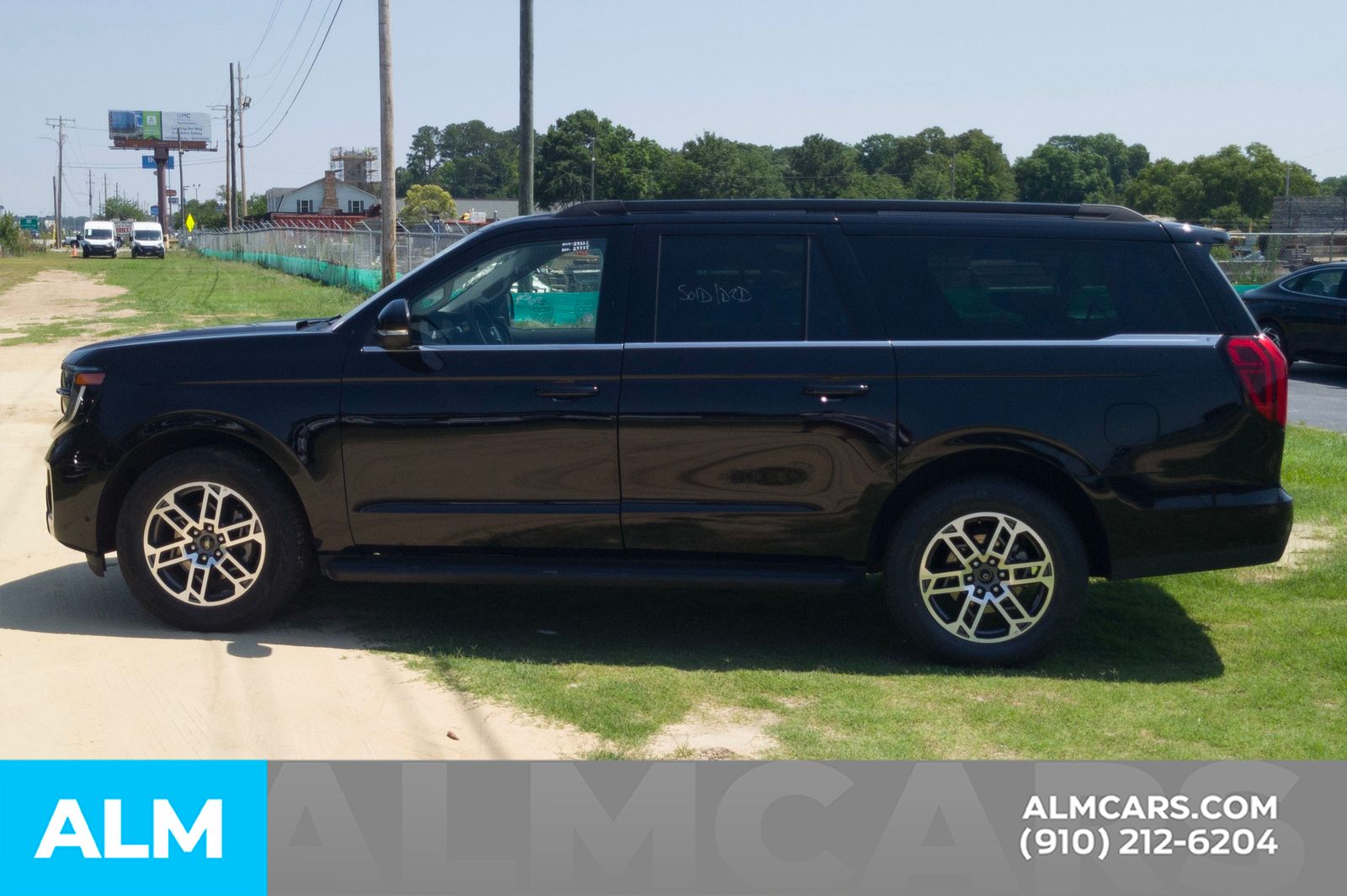 Used 2025 Black Metallic Ford Active image 12