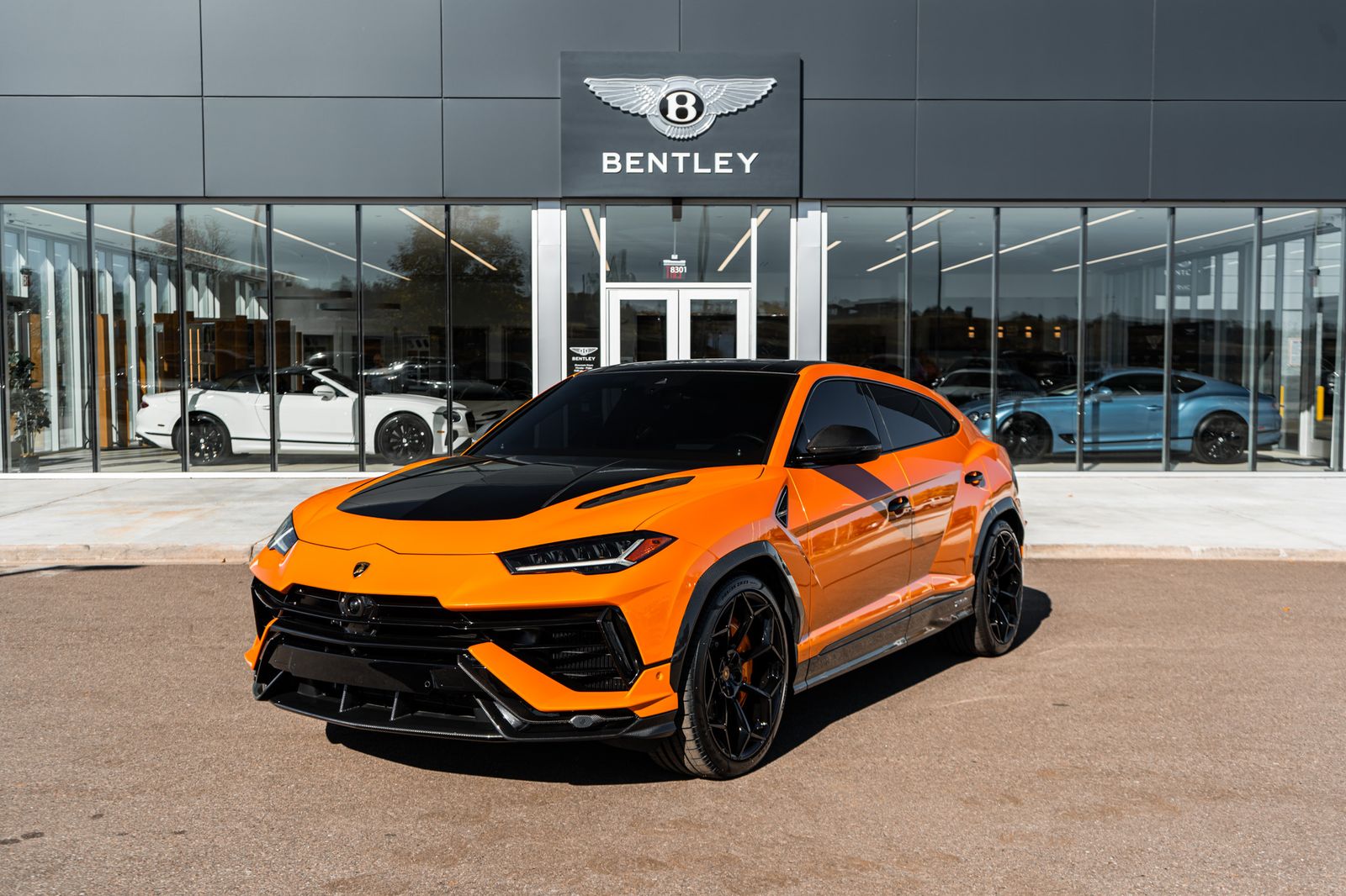 2024 Lamborghini Urus Performante's photo