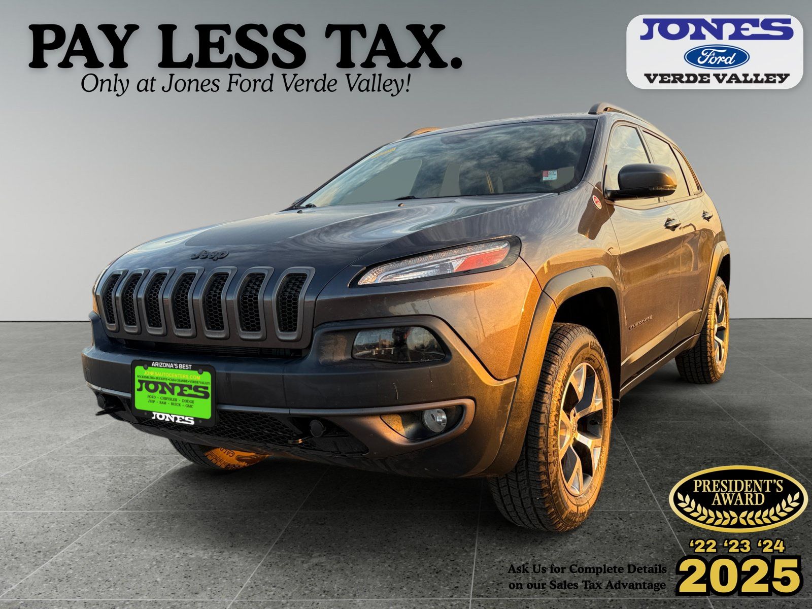 Gray (Granite Crystal Metallic Clearcoat) 2017 Jeep Cherokee SUV / Crossover Four-Wheel Drive 9-Speed Automatic