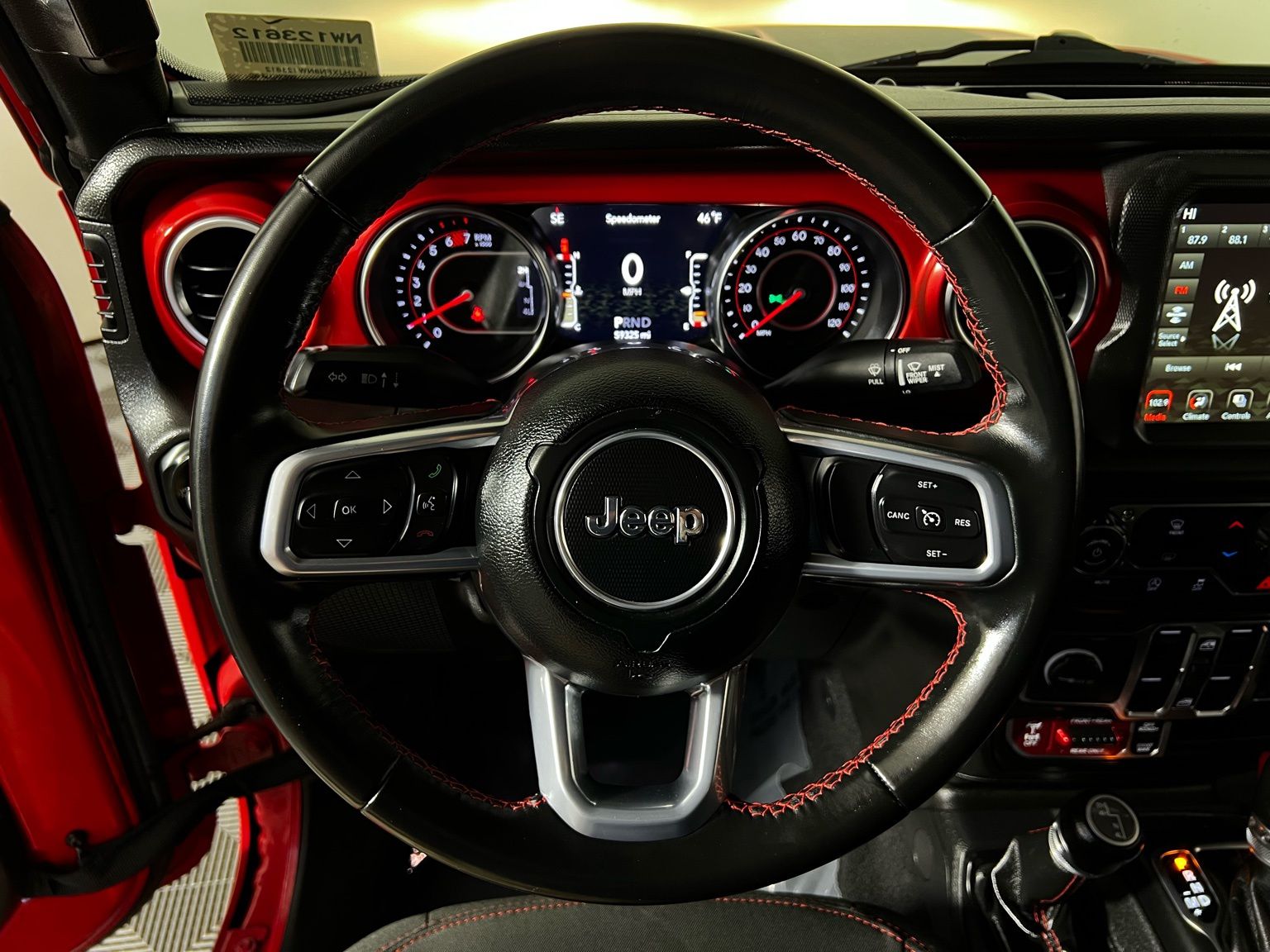 Thumbnail: 2022 Jeep Wrangler - 14