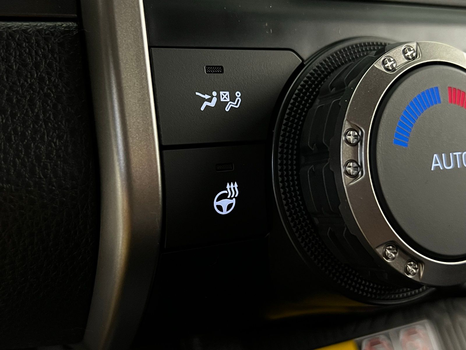 Thumbnail: 2025 Toyota 4Runner - 18