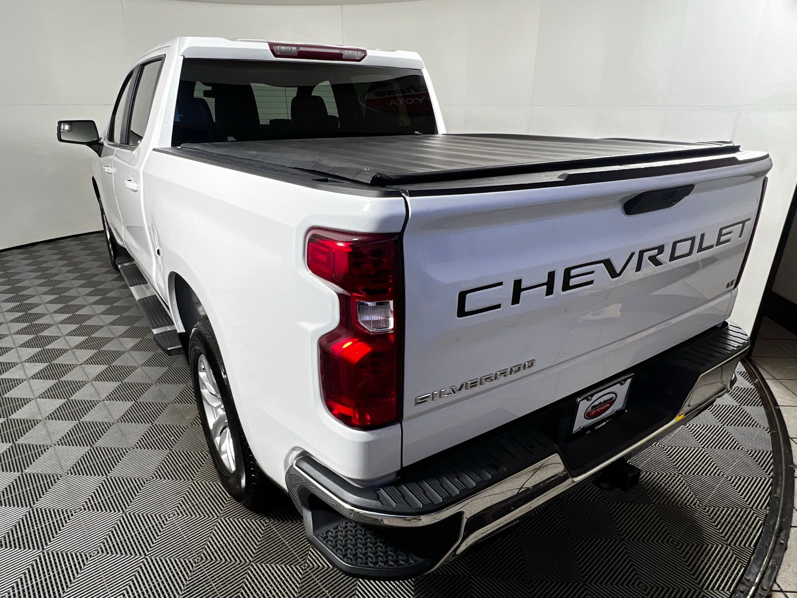 Thumbnail: 2020 Chevrolet Silverado 1500 - 7
