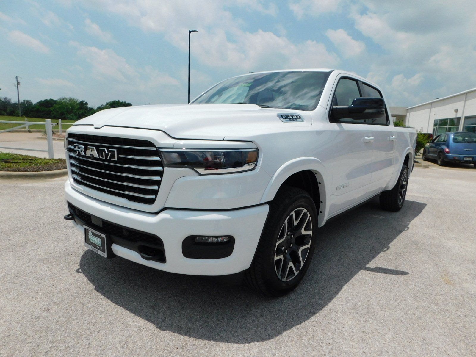 2025 Ram 1500 Laramie 4