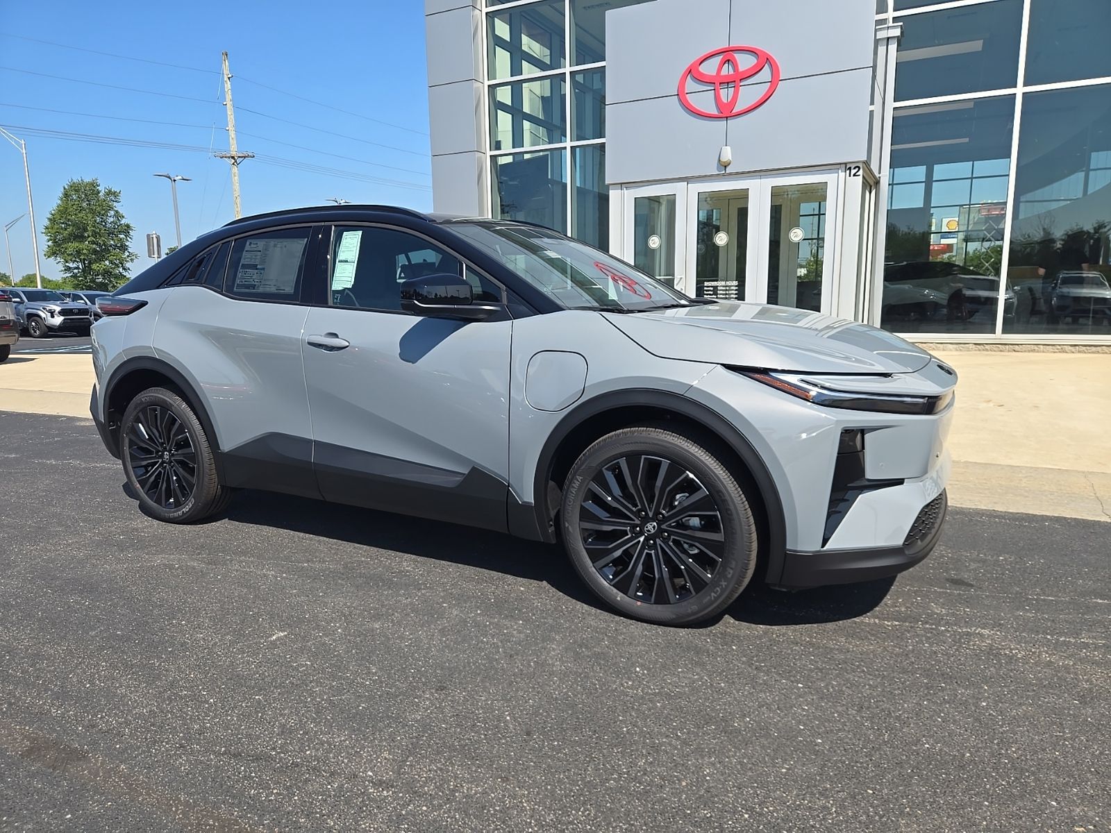 2026 Toyota C-HR XSE