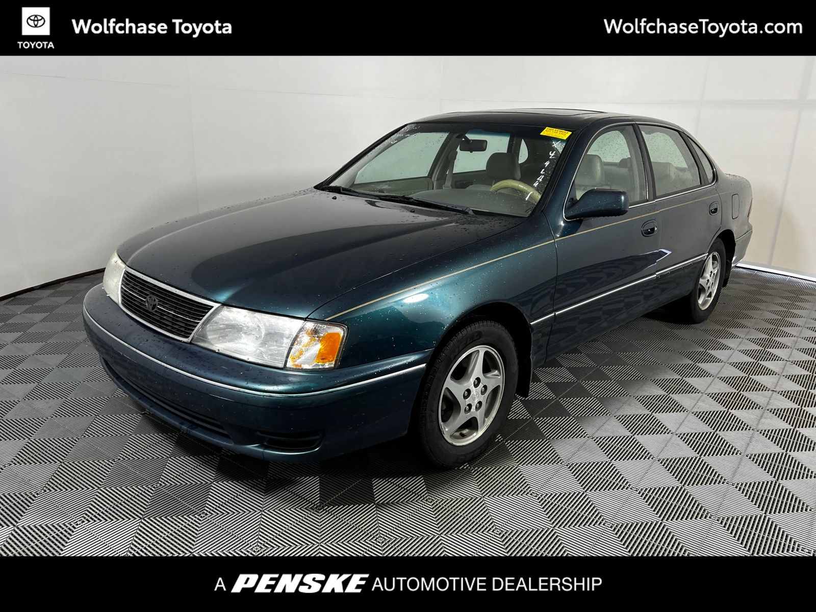 1999 Toyota Avalon 4 Dr XL Sedan Sedan Front-Wheel Drive 4-Speed Automatic