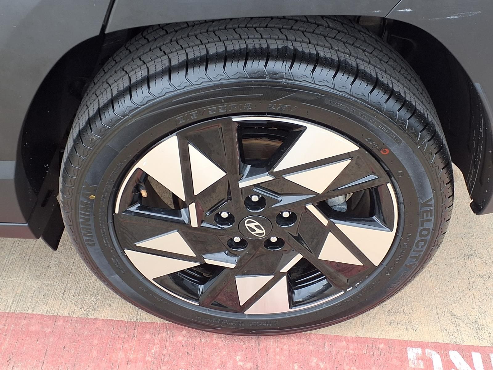 2024 Hyundai Kona SEL Gray at Ross Downing Buick GMC