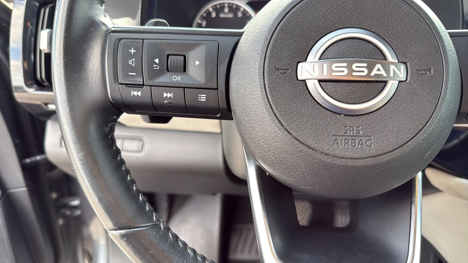 Used Car 2024 Nissan Pathfinder  Sv For Sale Under $30,000 In Austin, Texas