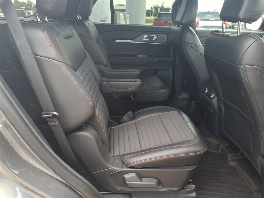 2025 Ford Explorer ST-Line - 6