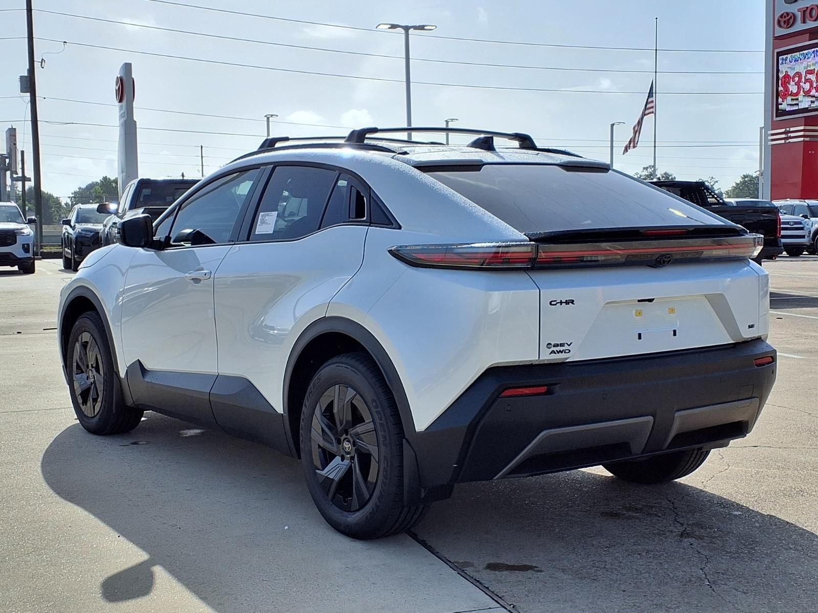 2026 Toyota C-HR SE - 1