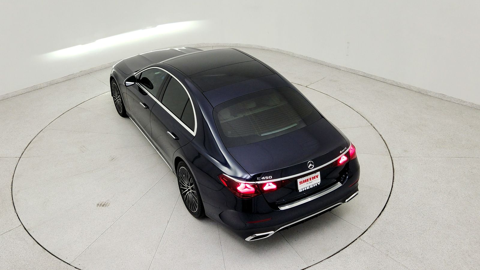 Used 2025 Blue Mercedes-Benz E 450 image 18