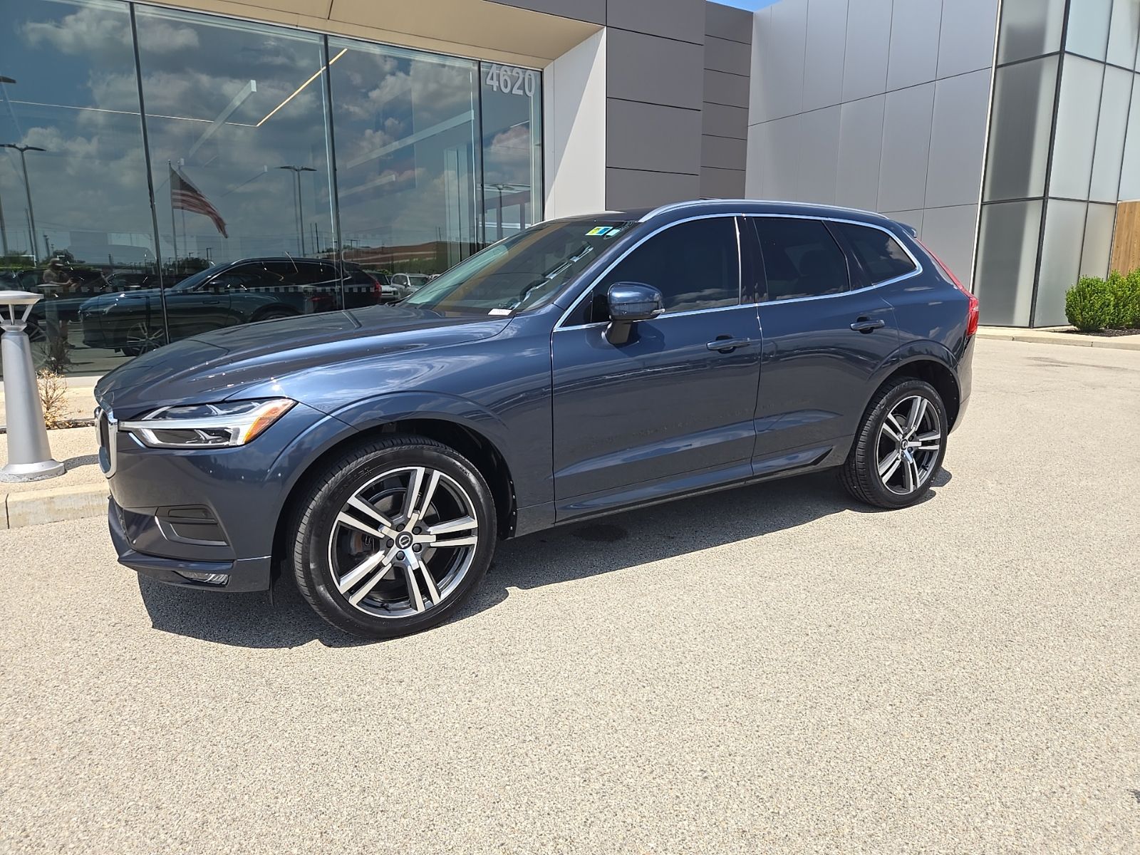 Denim Blue Metallic 2021 Volvo XC60 SUV / Crossover All-Wheel Drive Automatic