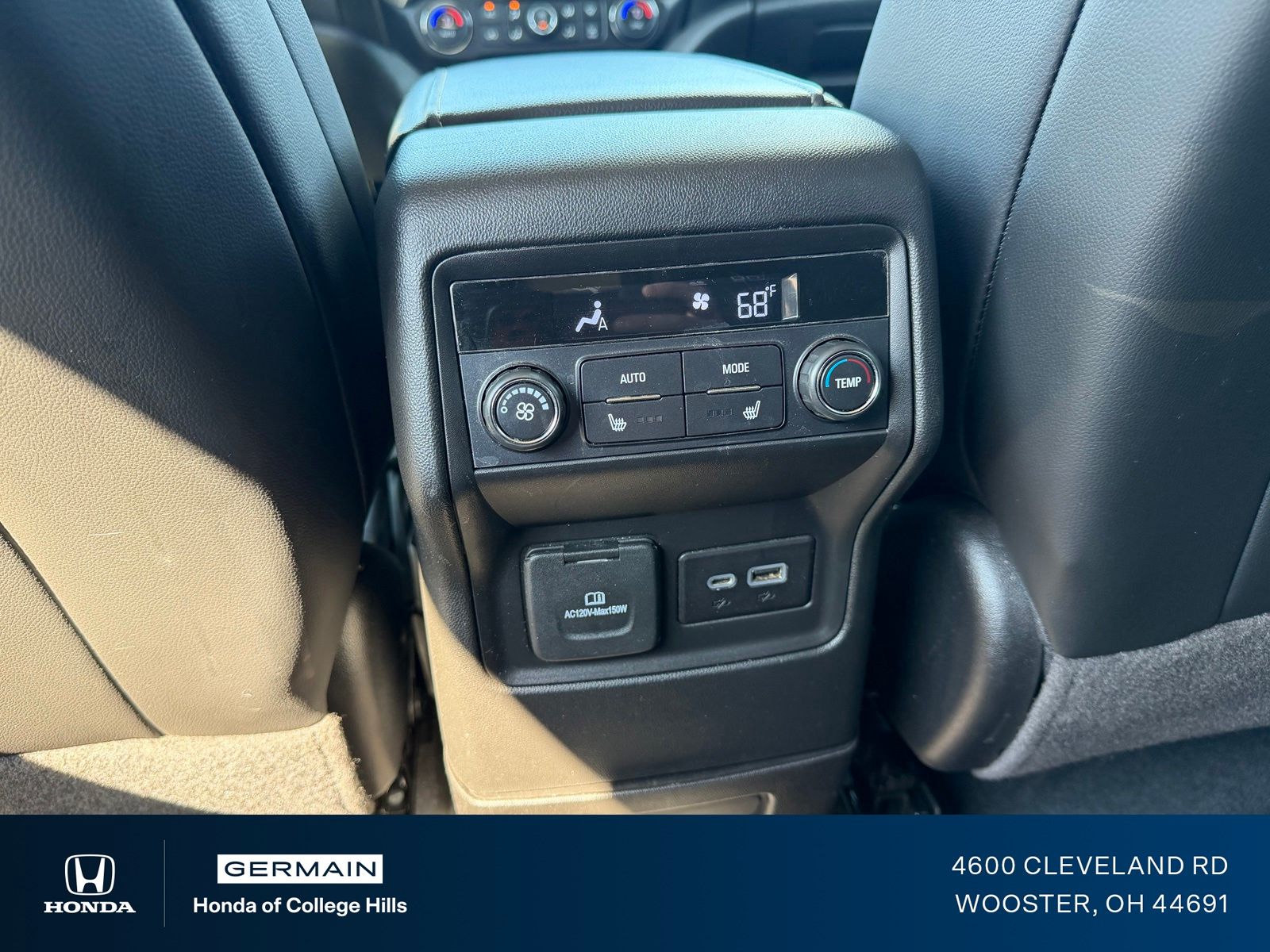 Used 2023 White GMC Denali image 14