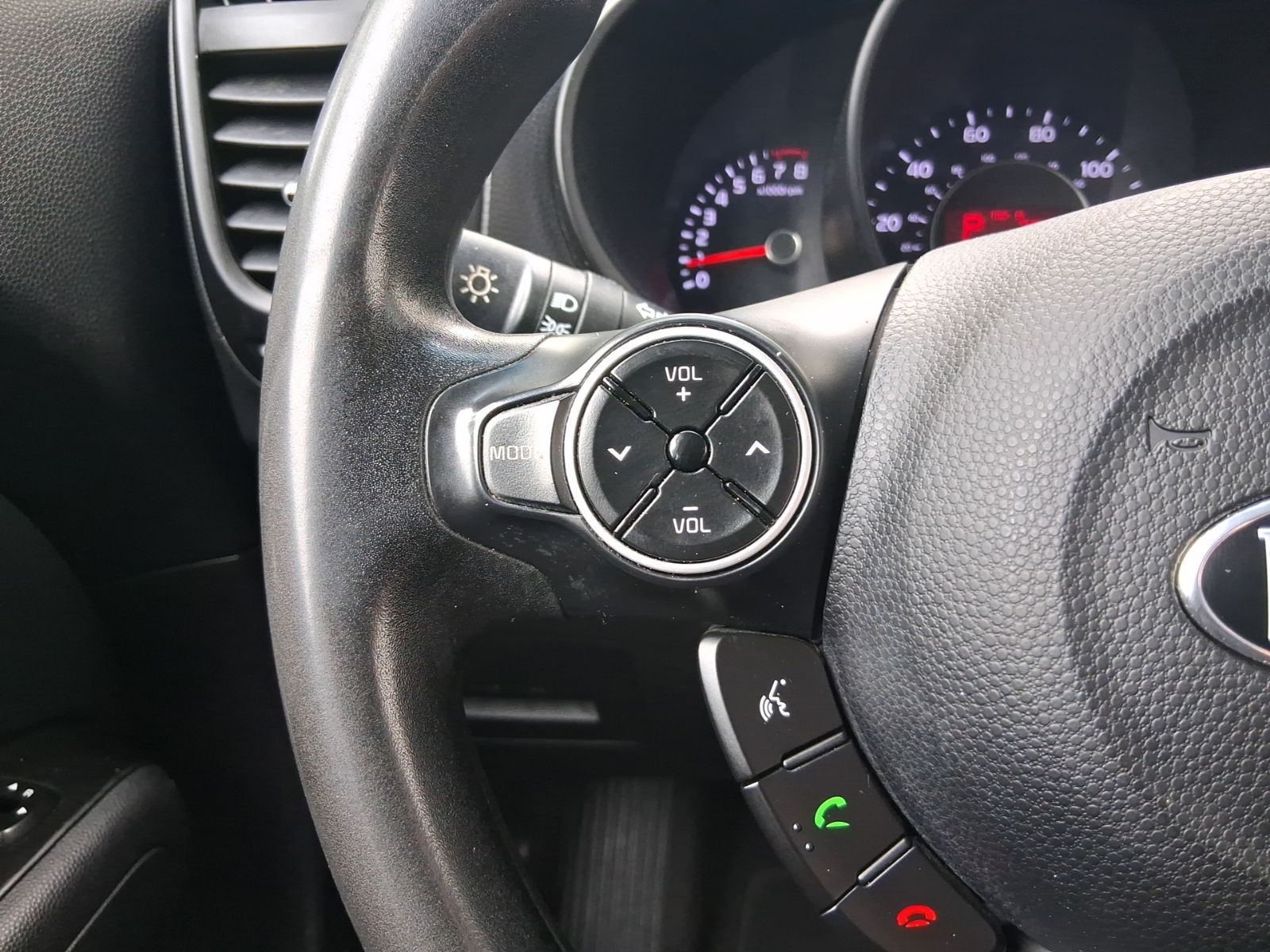 Used Car 2015 Kia Soul  Base For Sale Under $10,000 In Austin, Texas