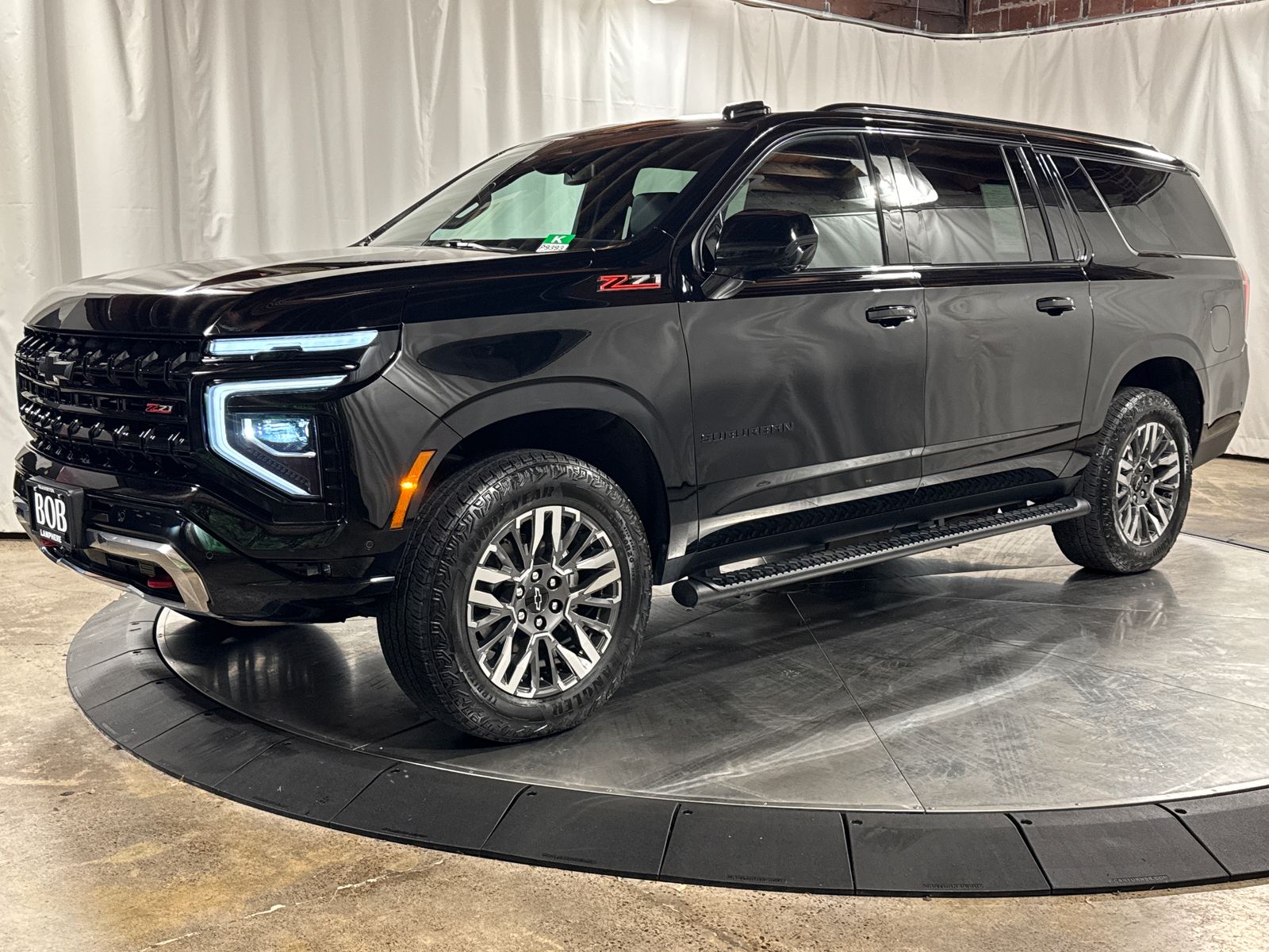 Black 2025 Chevrolet Suburban Z71 4WD SUV / Crossover Four-Wheel Drive