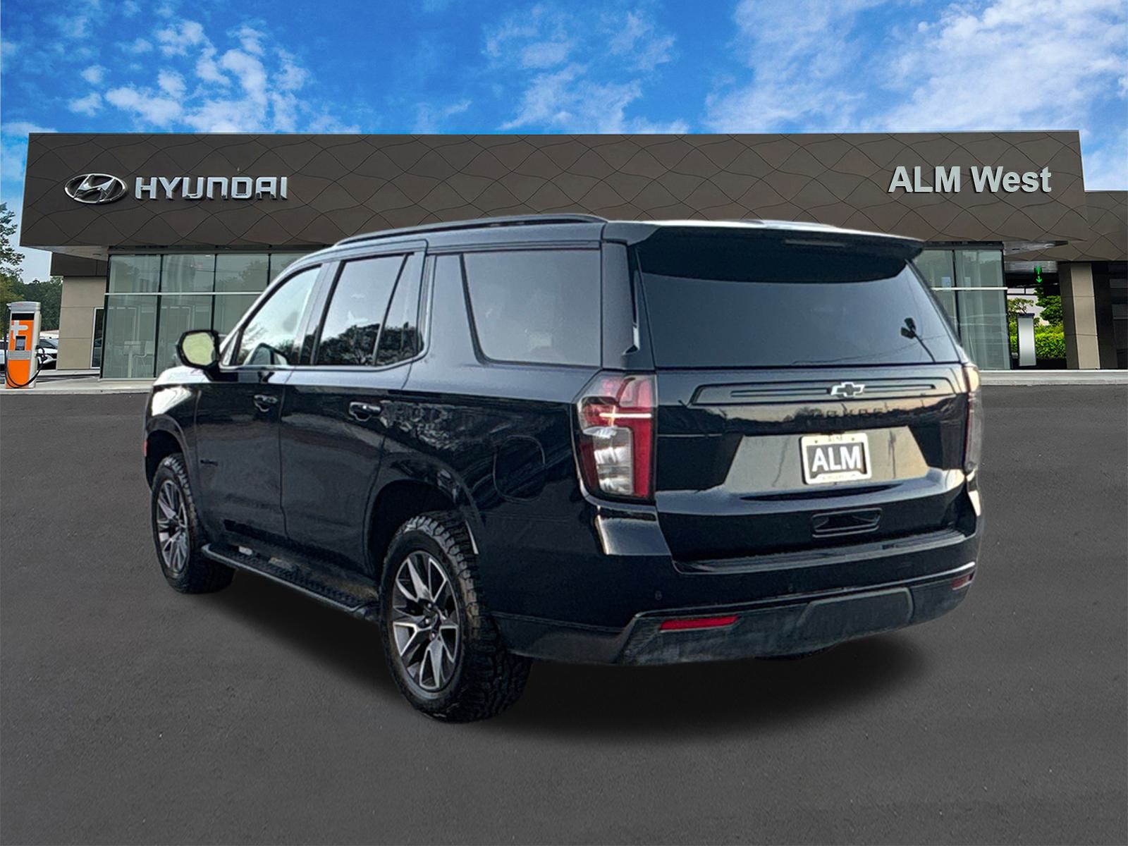 2023 Chevrolet Tahoe Z71 photo 3