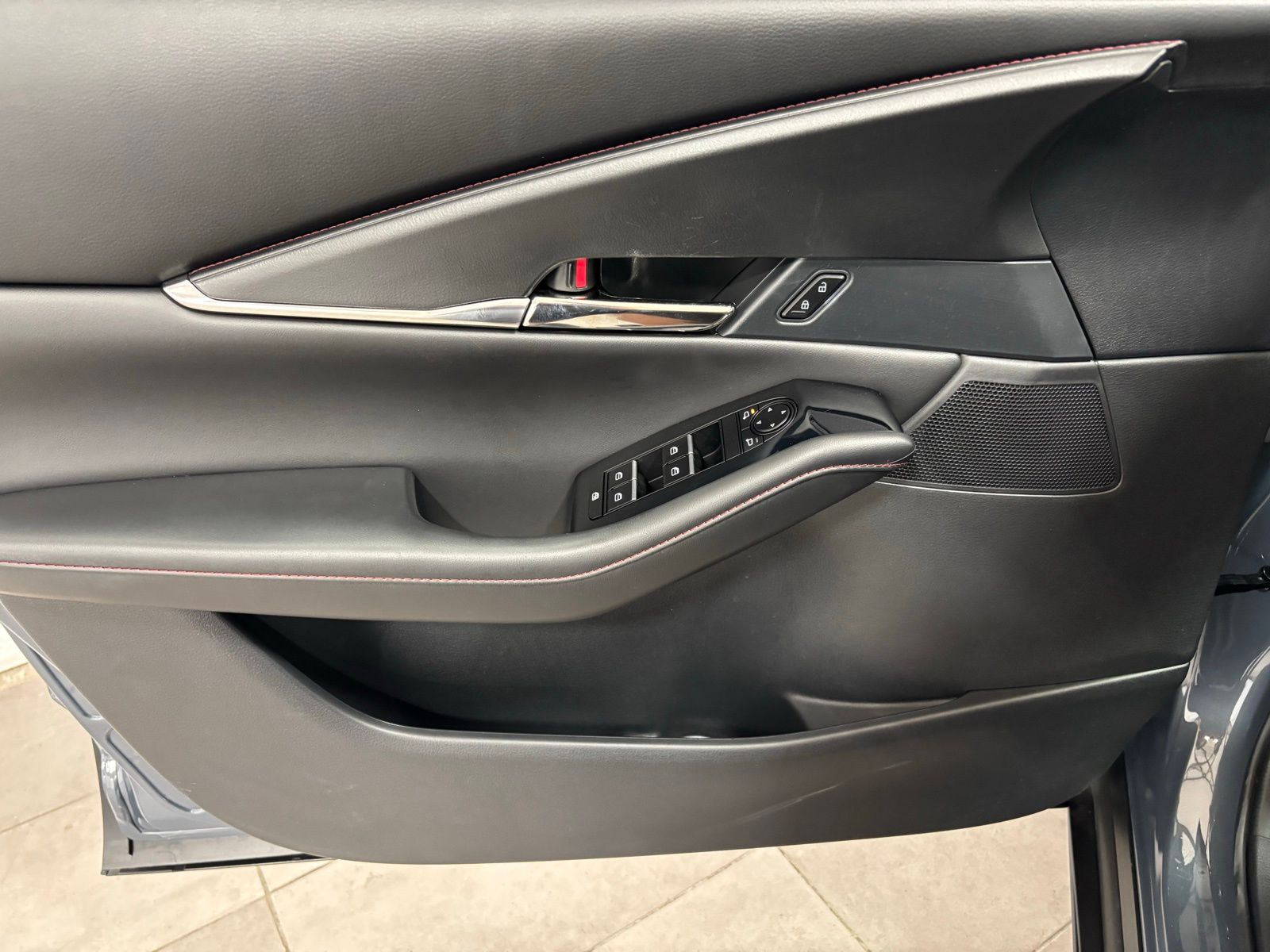 Used Car 2023 Mazda Cx-30  2.5 S Carbon Edition For Sale Under $25,000 In Austin, Texas