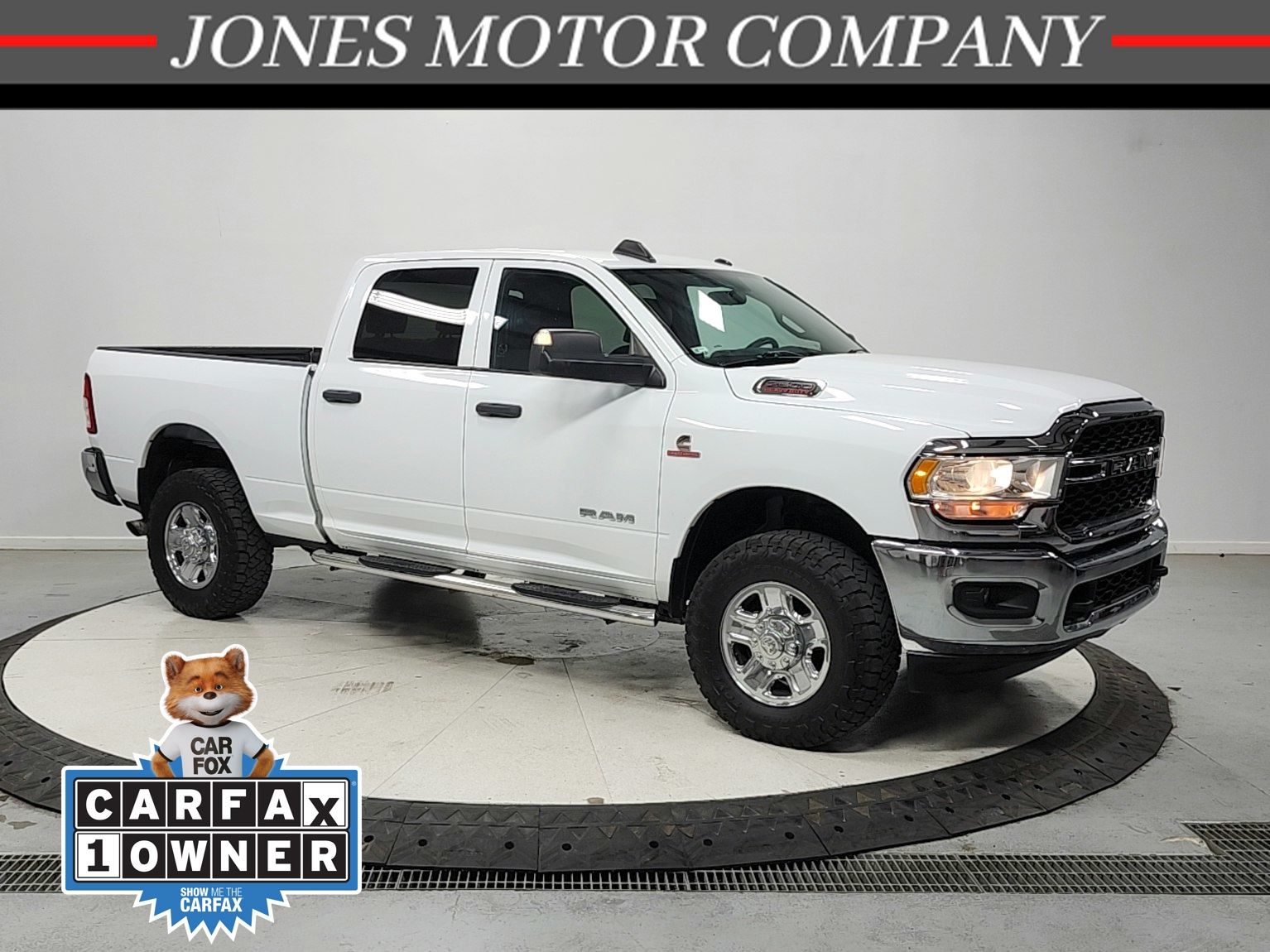 Bright White Clearcoat 2022 RAM 2500 Tradesman Crew Cab 4WD Pickup Truck Four-Wheel Drive 6-Speed Automatic