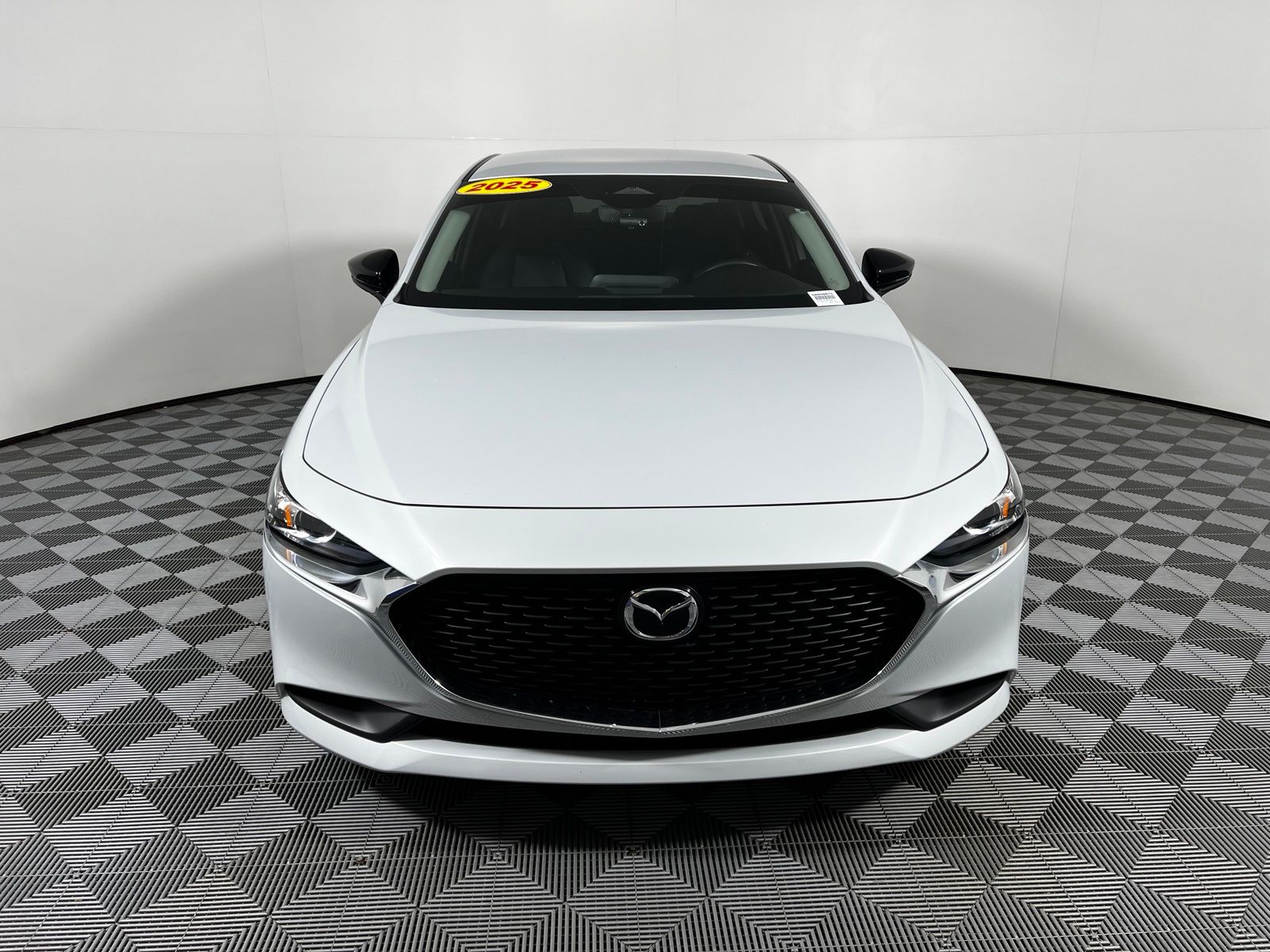 Thumbnail: 2025 Mazda Mazda3 - 2