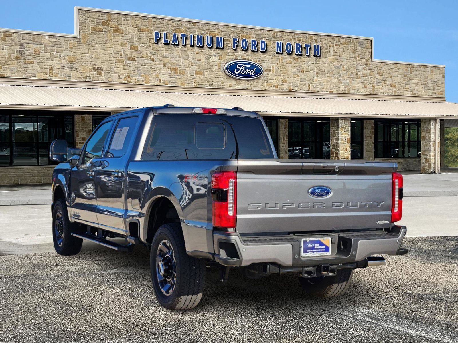 2024 Ford F-250SD Lariat 4