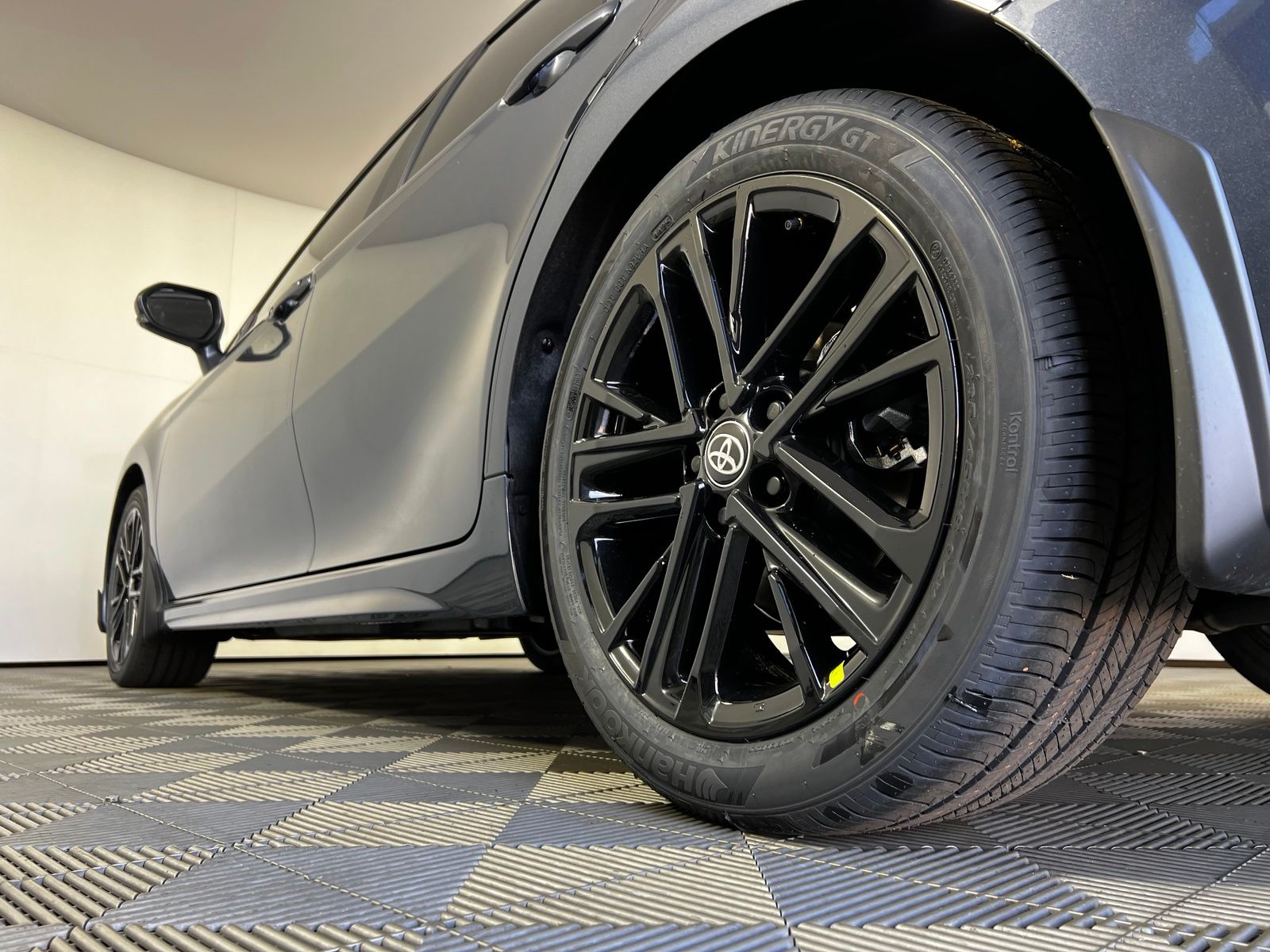 Thumbnail: 2026 Toyota Camry - 21