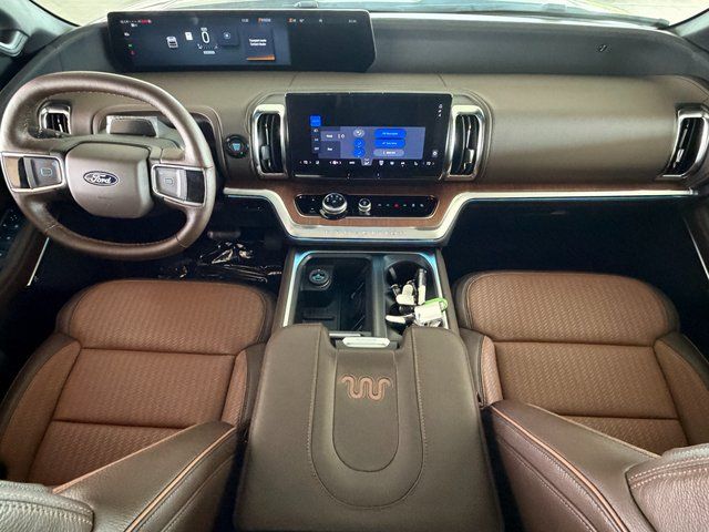New 2027 Agate Black Metallic Ford King Ranch image 23