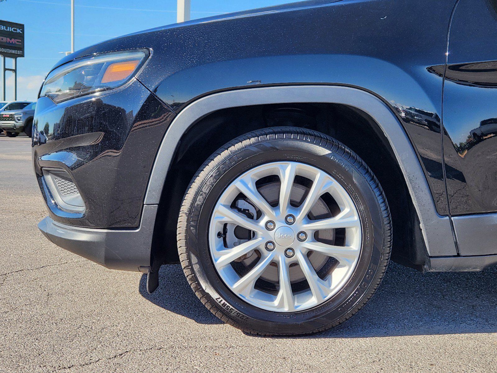 2019 Jeep Cherokee Latitude 8